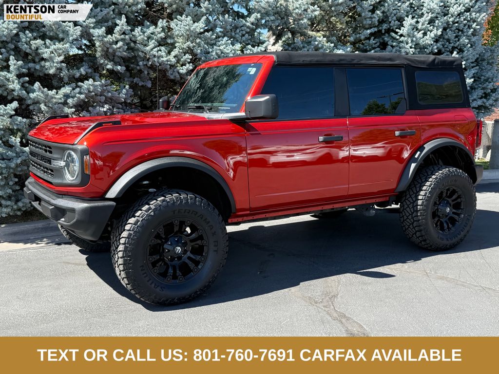 Chili Pepper Red 2022 Ford Bronco SUV / Crossover Four-Wheel Drive Automatic