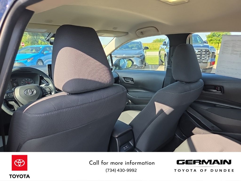 2023 Toyota Corolla LE photo 31