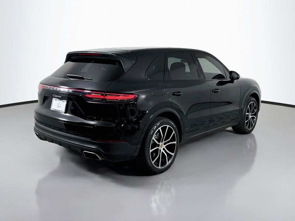 Thumbnail: 2021 Porsche Cayenne - 5