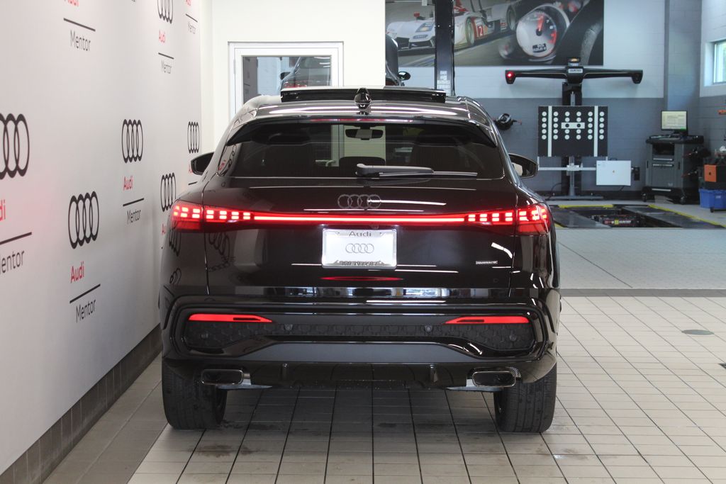 Thumbnail: 2026 Audi Q5 - 5