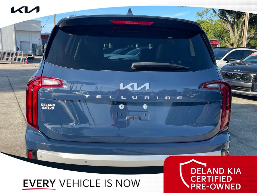 2024 Kia Telluride S - Photo 17