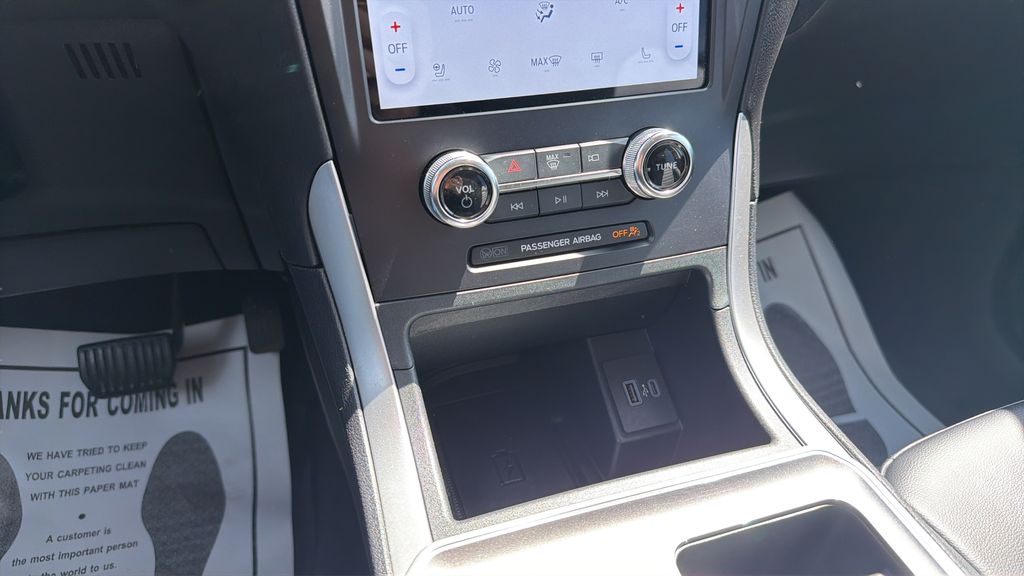 2024 Ford Edge