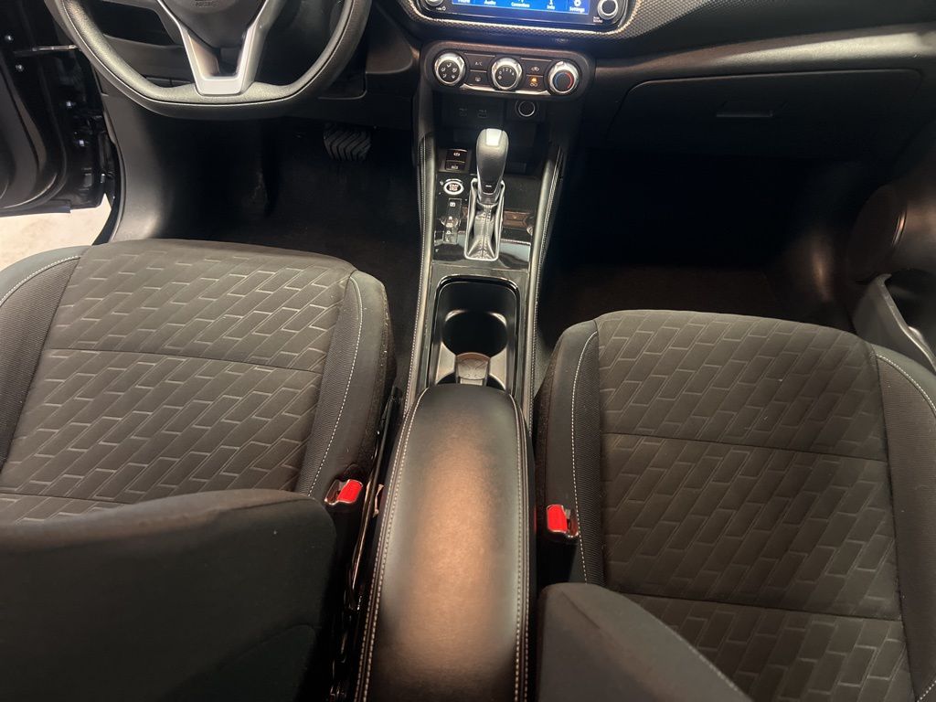2023 Nissan Kicks SV photo