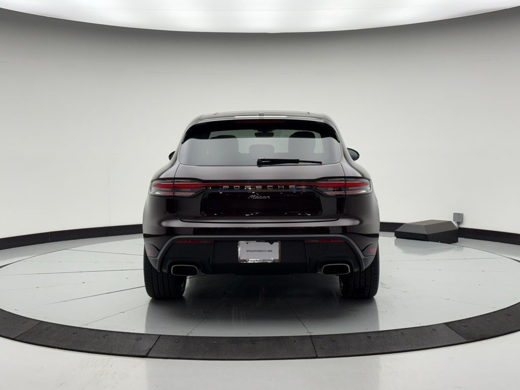 Thumbnail: 2026 Porsche Macan - 8