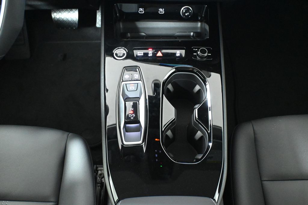 Thumbnail: 2025 Audi A5 - 19