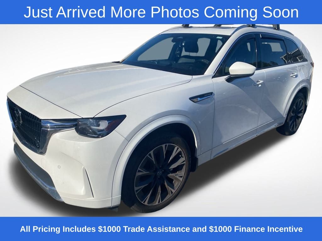 2025 Mazda CX-90 Premium Package's photo