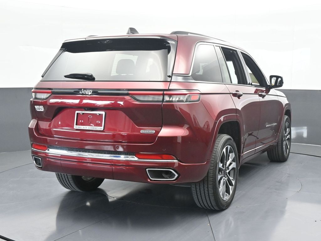 Used 2023 Velvet Red Pearlcoat Jeep Overland image 5
