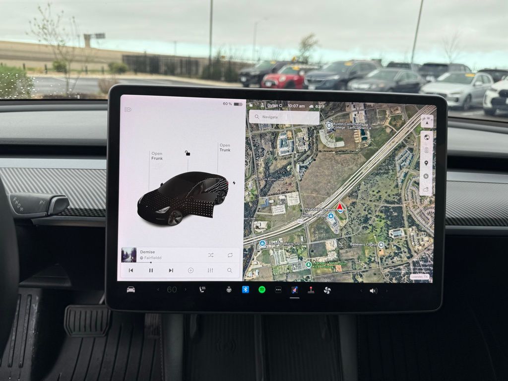 Thumbnail: 2021 Tesla Model 3 - 15