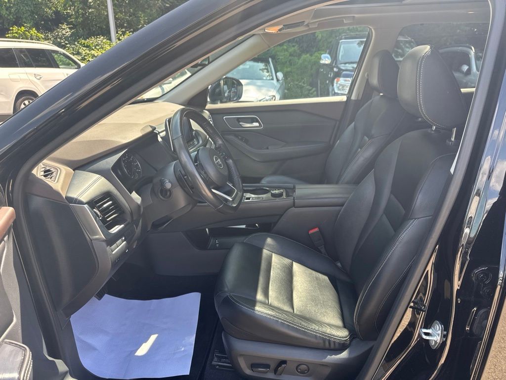 2021 Nissan Rogue SL Black at South Hills Kia
