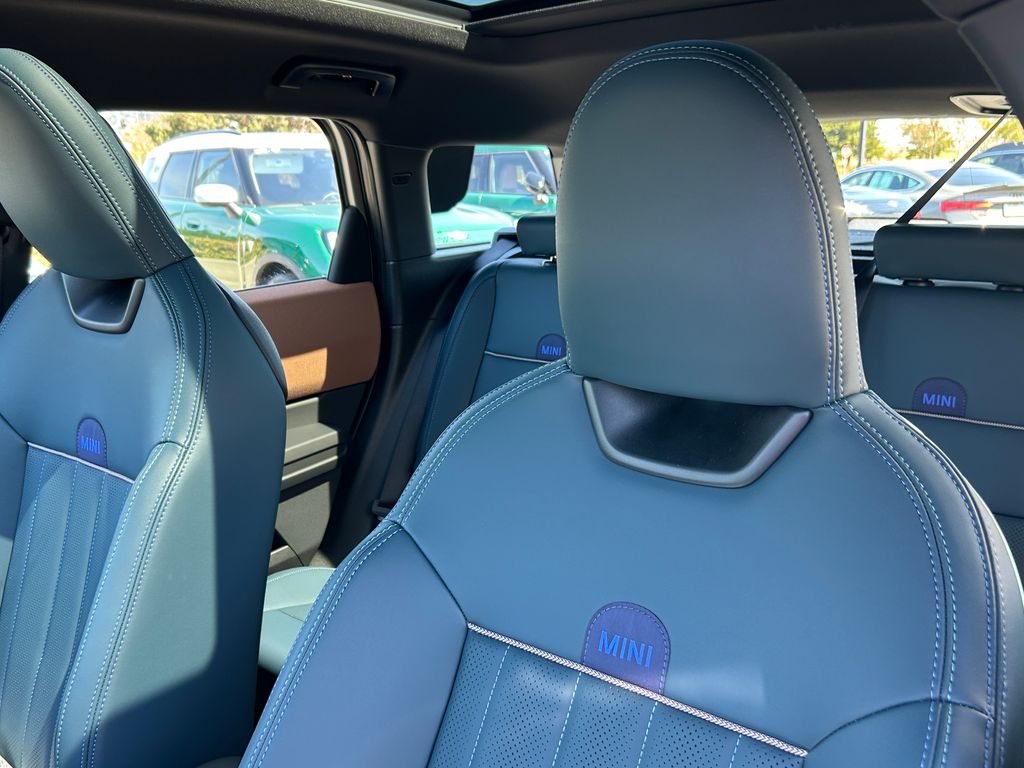 Thumbnail: 2025 MINI Cooper Countryman - 14