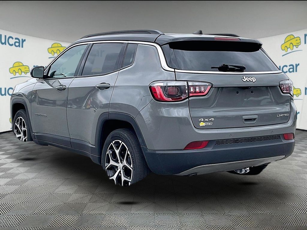 2024 Jeep Compass — photo 4