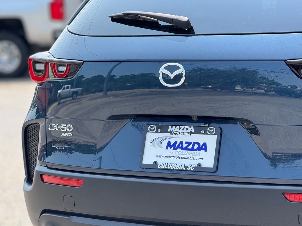 2025 Mazda CX-50 2.5 S Premium Package - 8