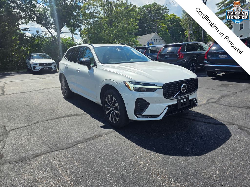 2024 Volvo XC60 B5 Plus Dark Theme AWD