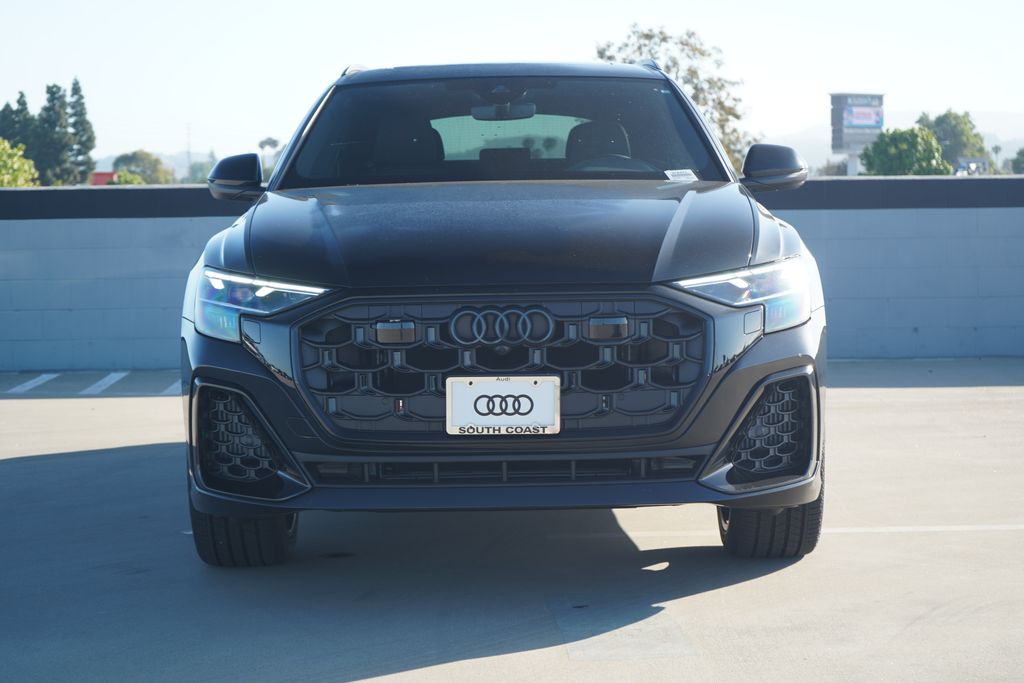 Thumbnail: 2026 Audi Q8 - 5