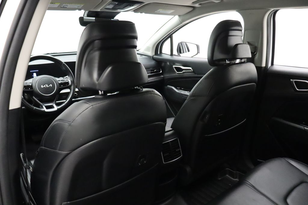2023 Kia Sportage EX 19
