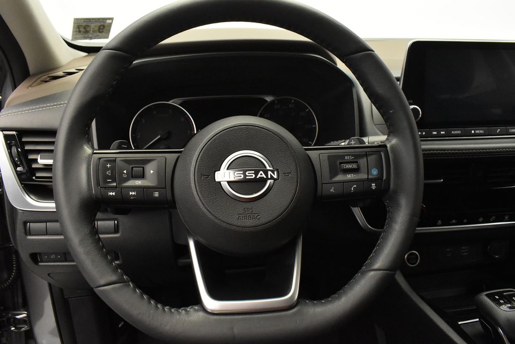 Thumbnail: 2023 Nissan Rogue - 16