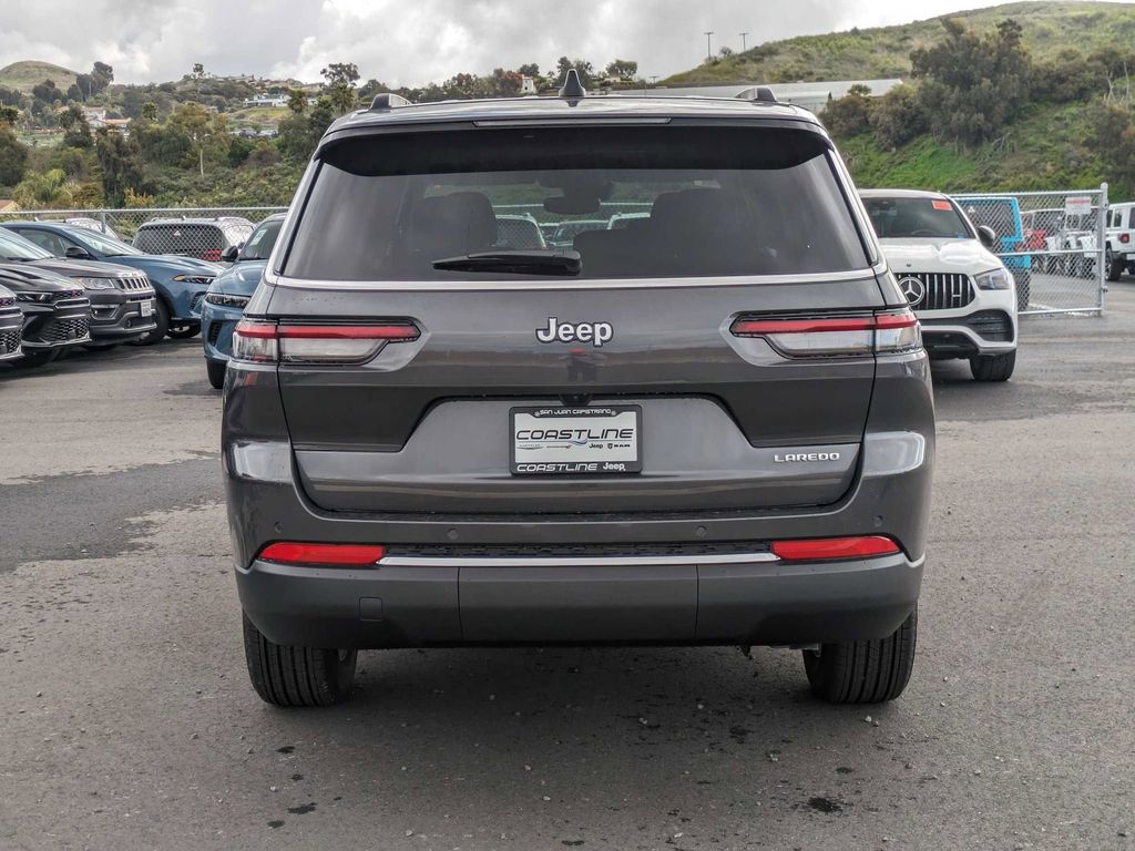 2024 Jeep Grand Cherokee L Laredo 6