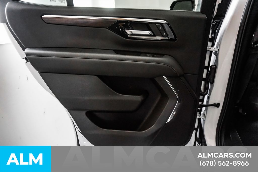 Used 2025 White Chevrolet LT image 54
