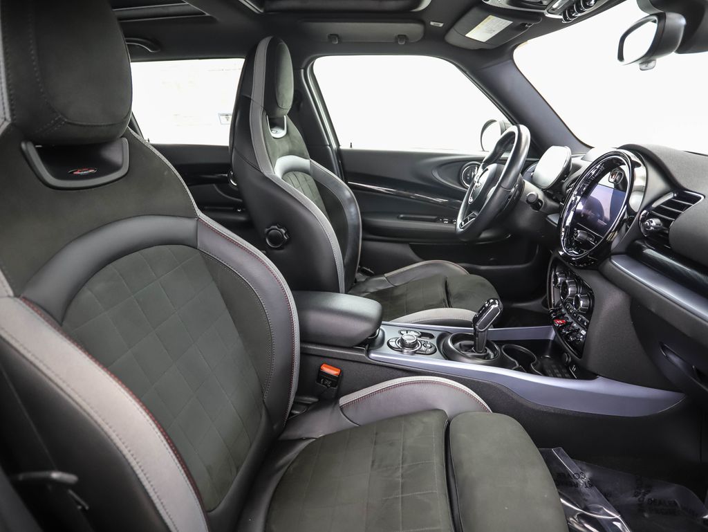 Thumbnail: 2022 MINI Cooper Clubman - 30