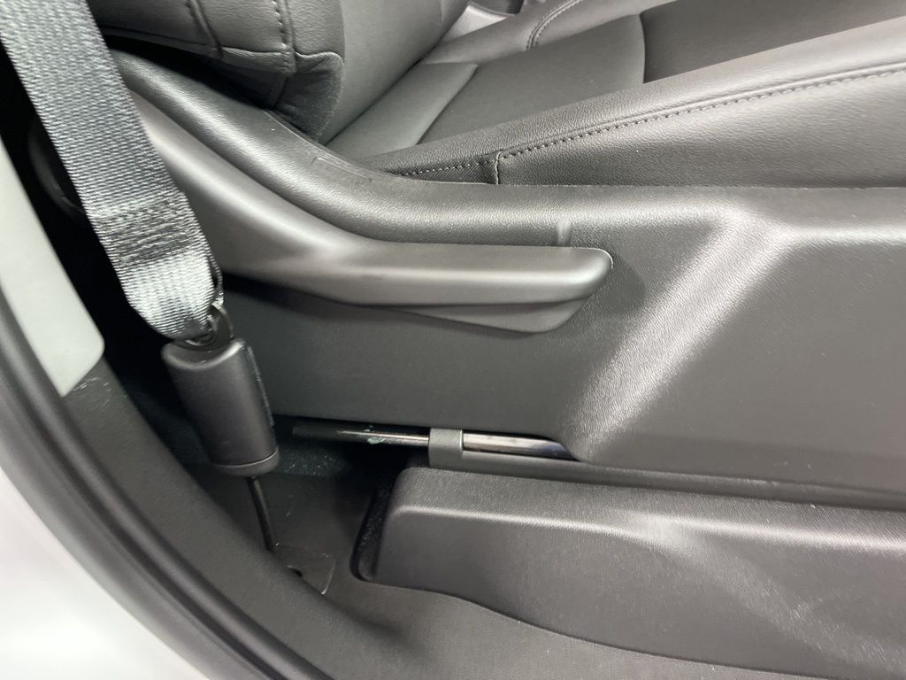 Thumbnail: 2026 Chevrolet Silverado 1500 - 10