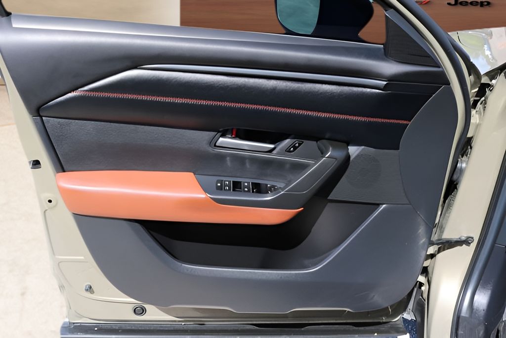 Used Car 2023 Mazda Cx-50  2.5 Turbo For Sale Under $30,000 In Austin, Texas