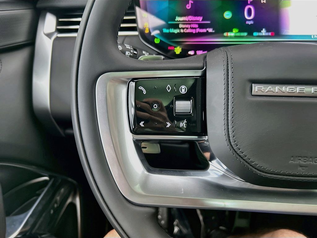 Thumbnail: 2026 Land Rover Range Rover - 11