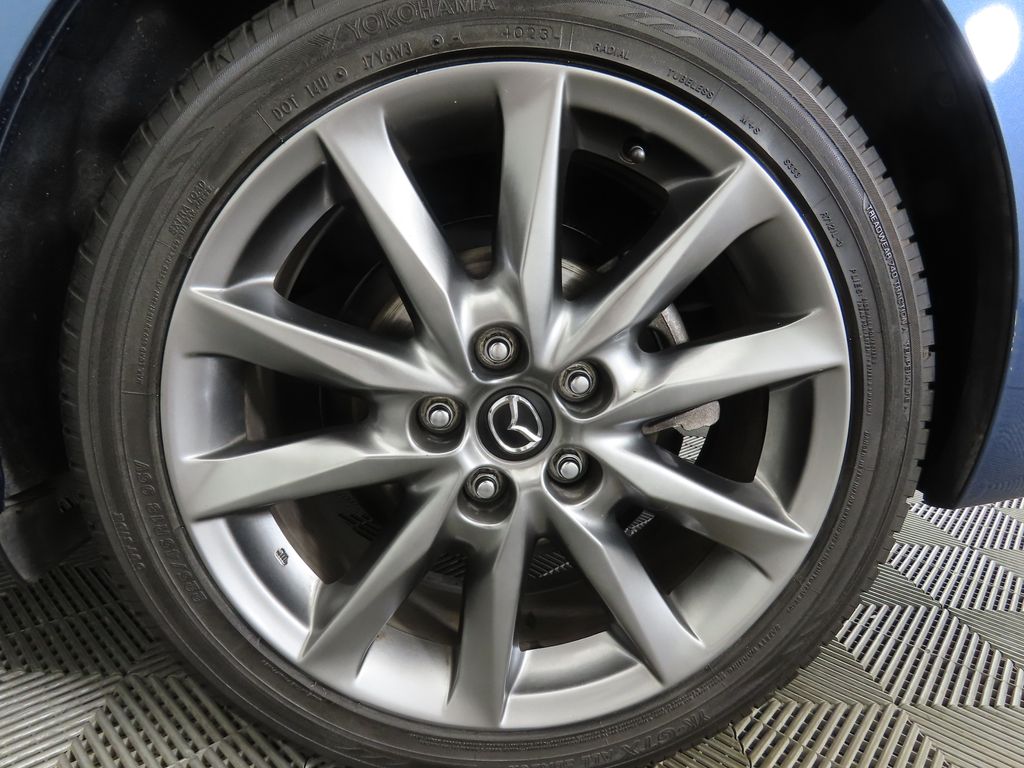 Thumbnail: 2018 Mazda Mazda3 - 31