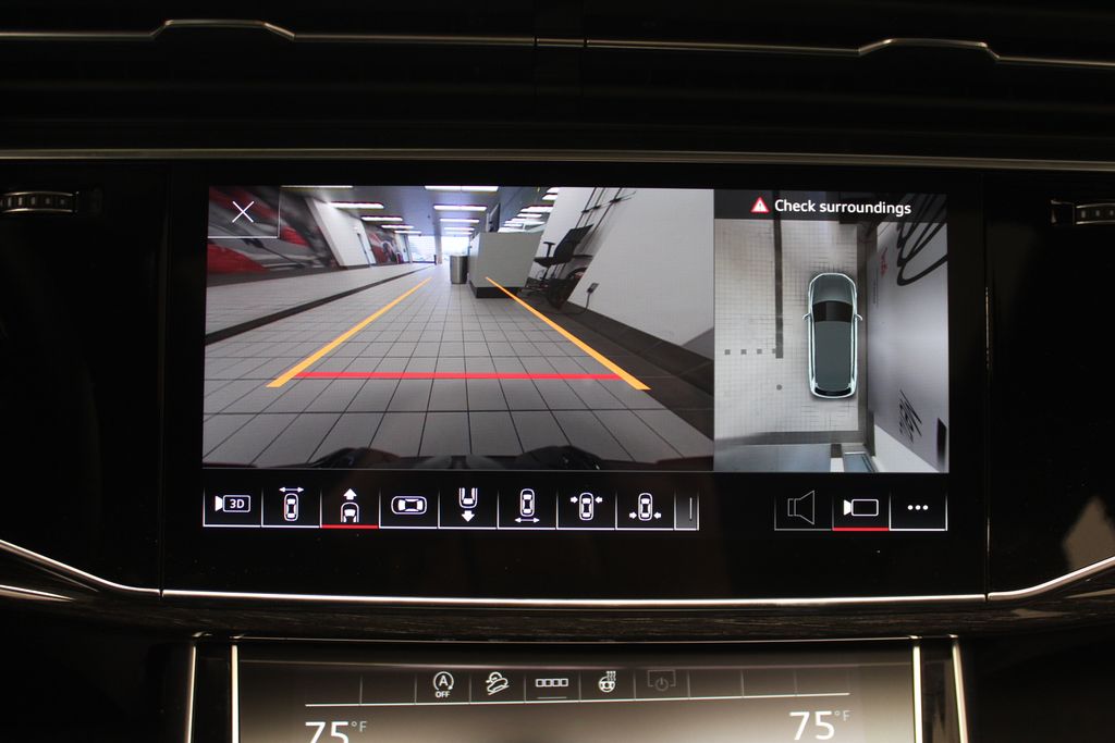 Thumbnail: 2026 Audi Q7 - 23