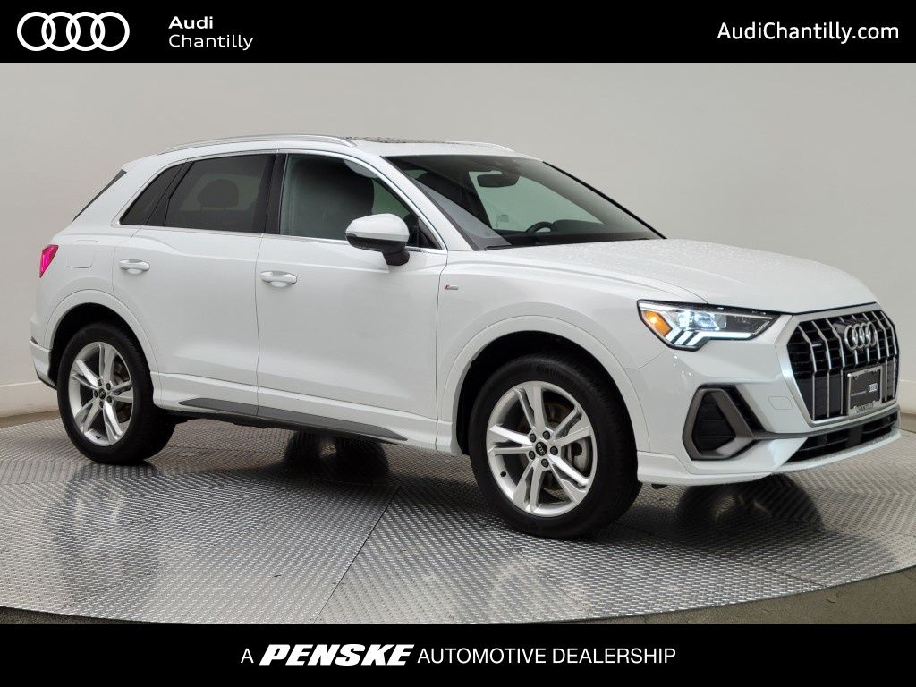 Thumbnail: 2023 Audi Q3 - 1
