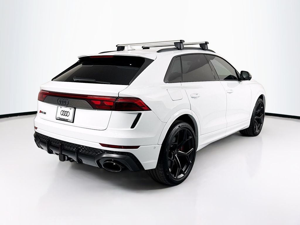 Thumbnail: 2026 Audi RS Q8 - 5
