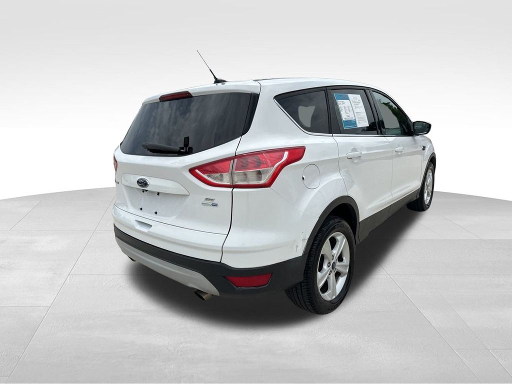 2014 Oxford White Ford Escape SE 4X4 SUV