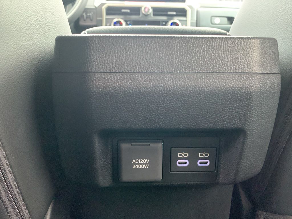 2025 Toyota Tacoma TRD Off-Road Double Cab photo 14