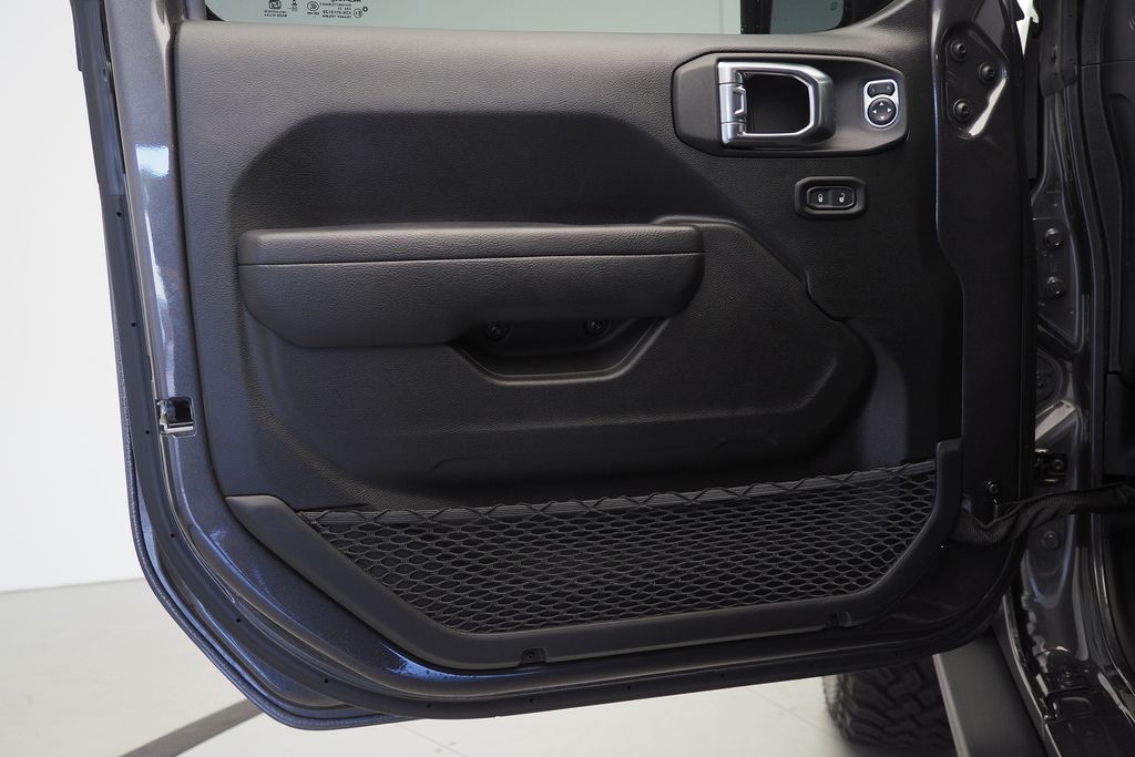 Thumbnail: 2026 Jeep Wrangler - 6