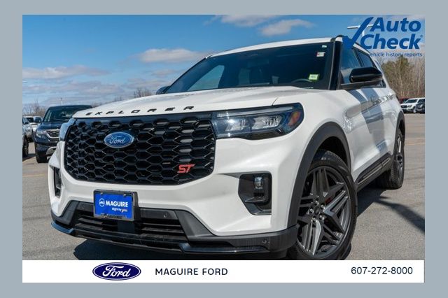  2025 Ford Explorer ST AWD   