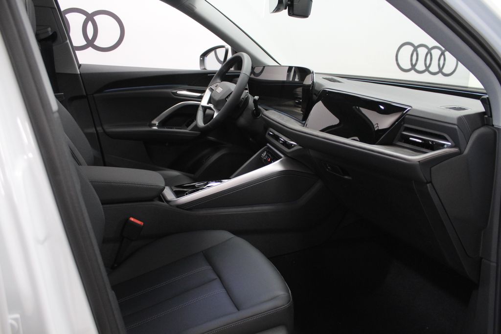 Thumbnail: 2026 Audi Q5 - 26