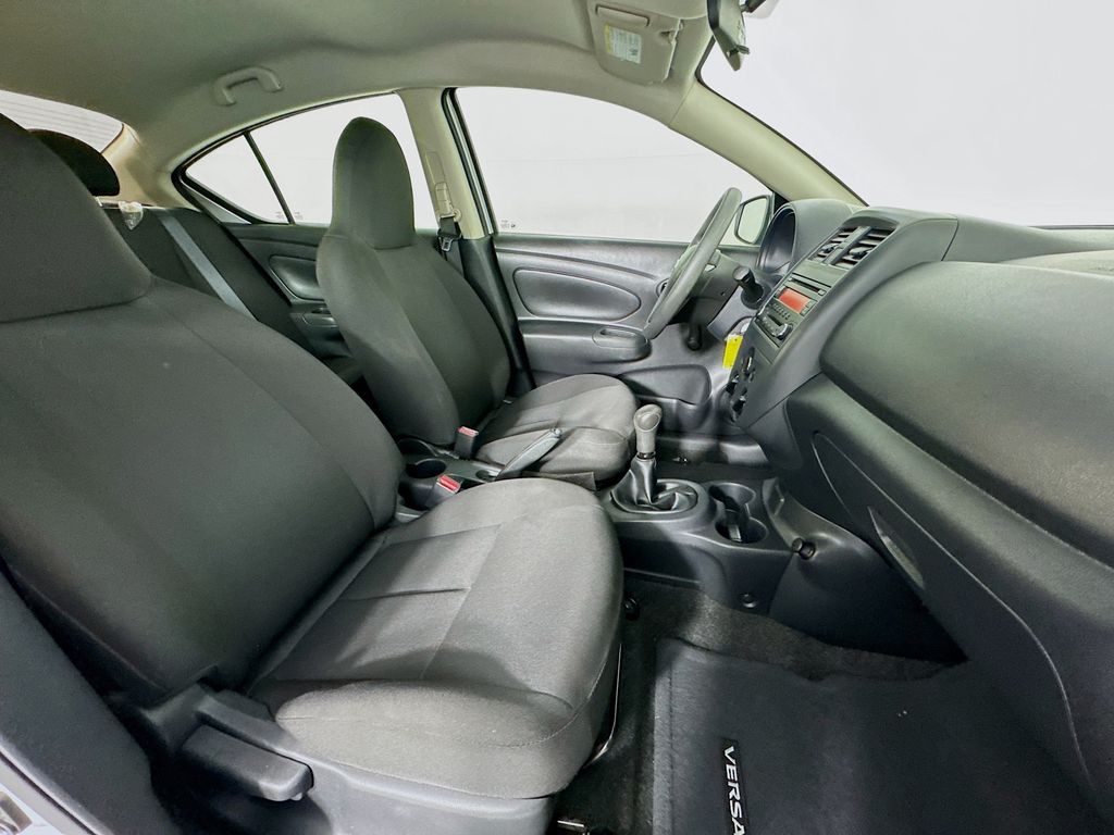 Used Car 2017 Nissan Versa  1.6 S For Sale Under $10,000 In Austin, Texas