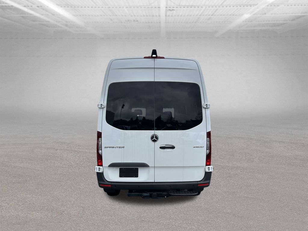 2026 Mercedes-Benz Sprinter 2500 Crew 144 WB - 3