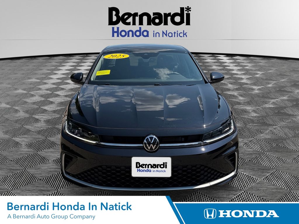 Deep Black Pearl 2025 Volkswagen Jetta Sedan Front-Wheel Drive 8-Speed Automatic