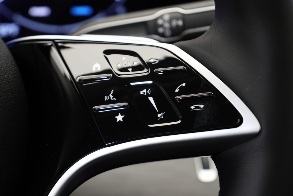 Thumbnail: 2026 Mercedes-Benz GLE - 22