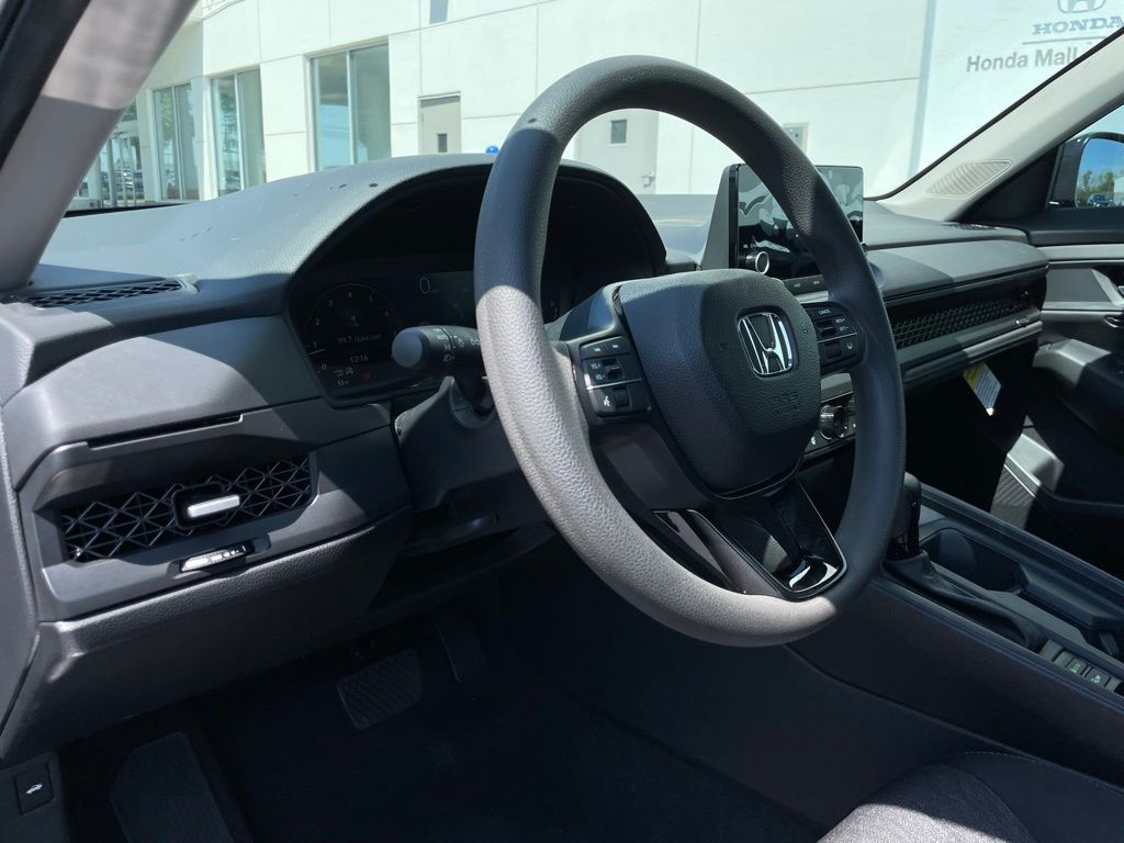 2025 Honda Accord SE 26