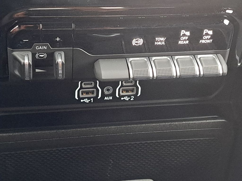 New Car 2025 Ram 2500  Big Horn For Sale Under $70,000 In Austin, Texas