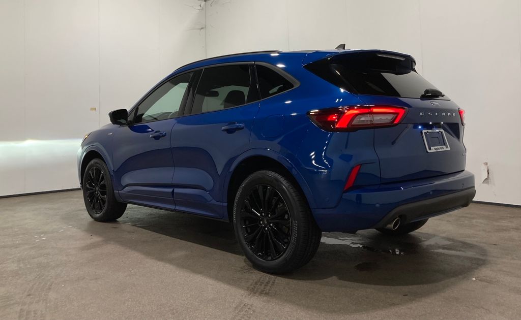 2023 Ford Escape ST-Line Elite