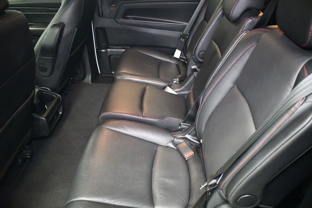 Thumbnail: 2023 Honda Odyssey - 28