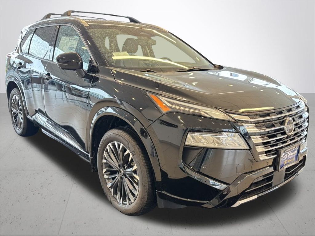 2025 Nissan Rogue Platinum