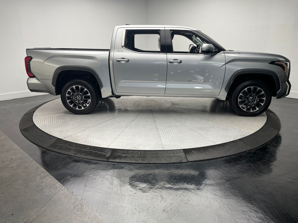 Thumbnail: 2022 Toyota Tundra - 4