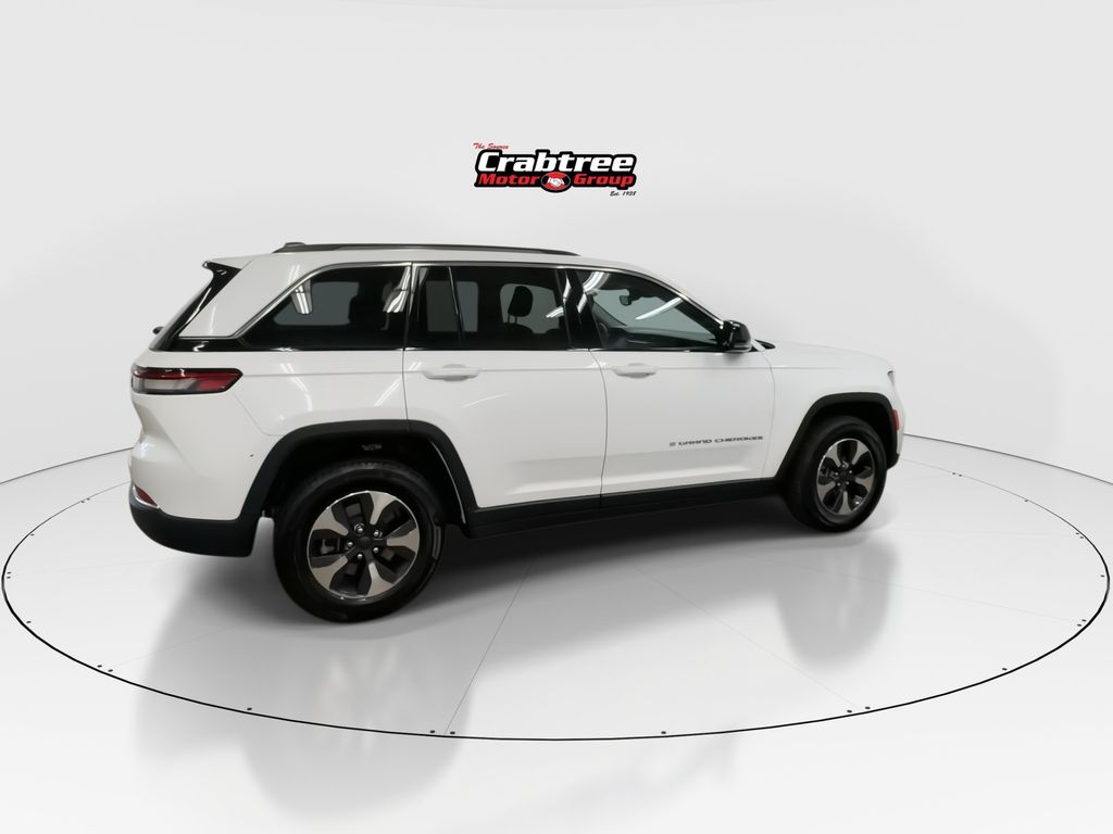 Used 2024 Jeep Grand Cherokee SUV