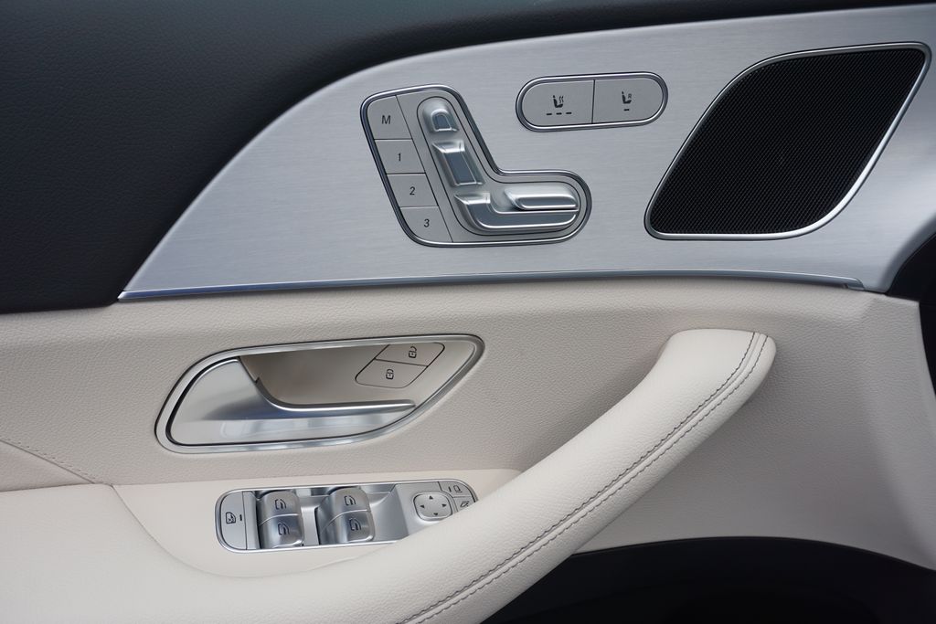 2025 Mercedes-Benz GLE 450 21