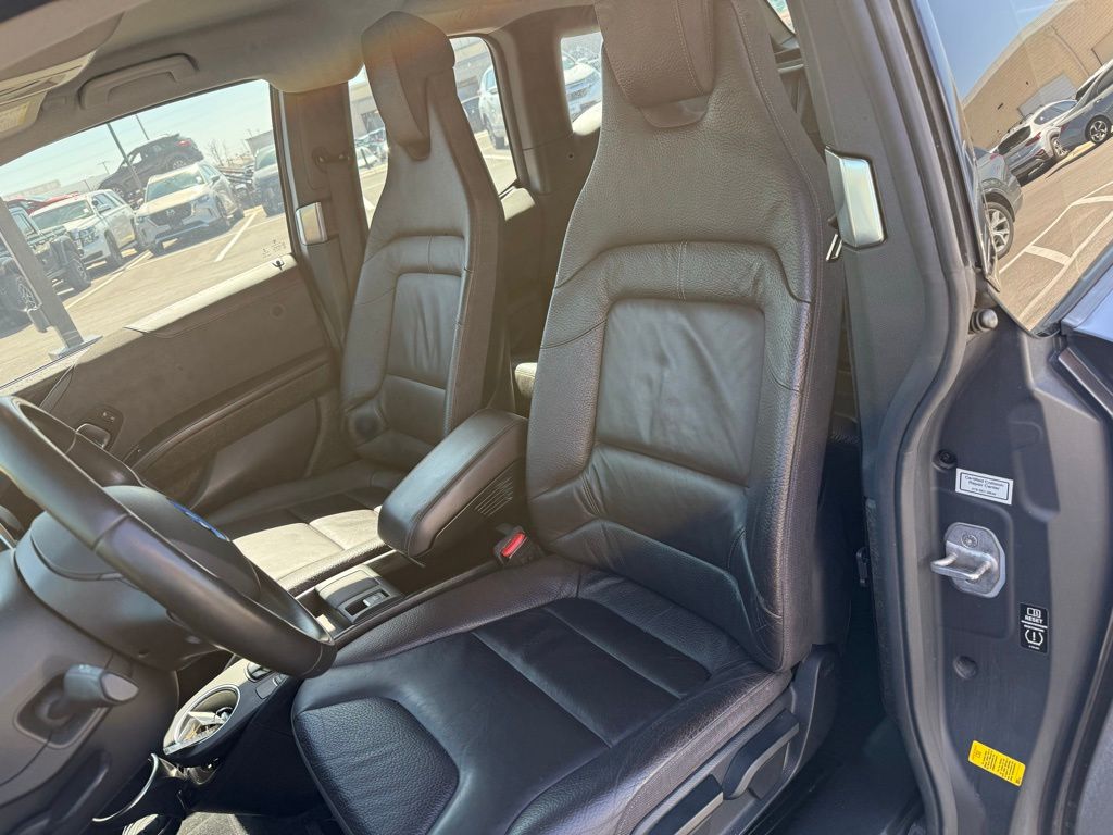 Thumbnail: 2014 BMW i3 - 8