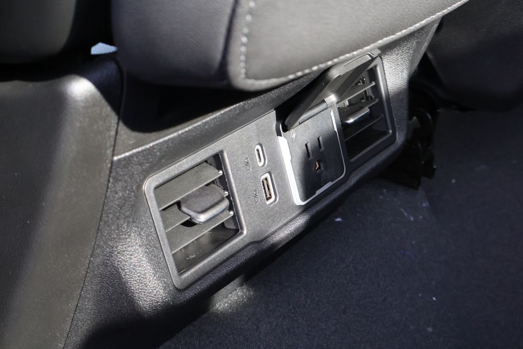 2025 Chevrolet Silverado 2500 LT 32