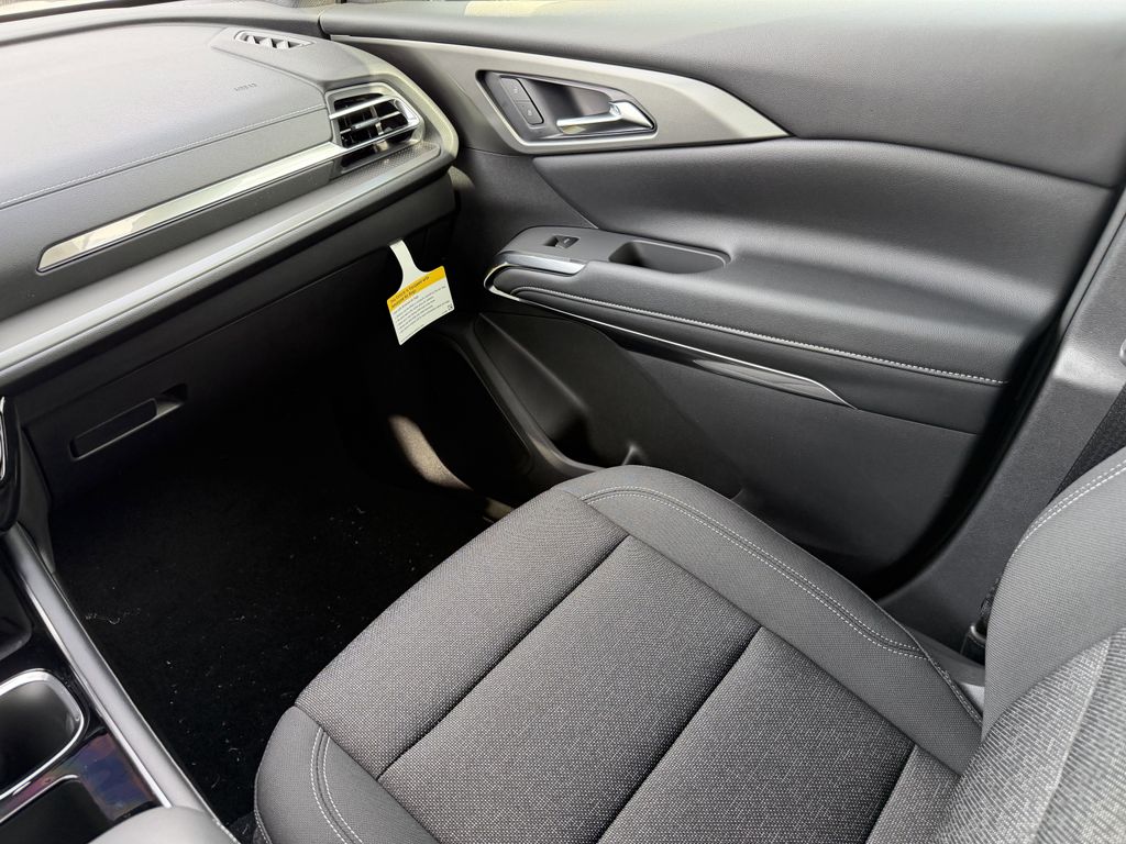 new 2026 Chevrolet Traverse car, priced at $39,395